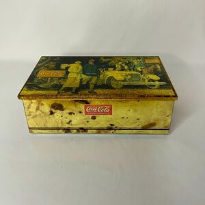 Vintage’89 Coca Cola advertising tin/trinket box